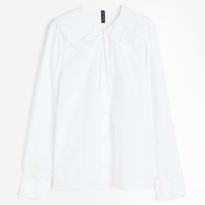 H&M white cotton shirt with Peter Pan collar and eyelet embroidery size small